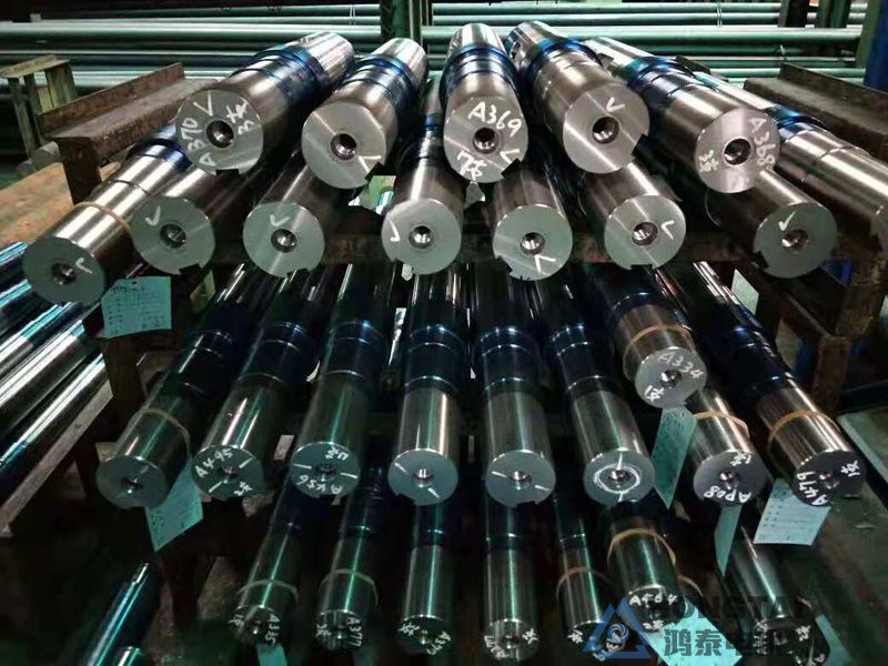 YE4-315M-4电机轴伸两端打孔、特殊法兰